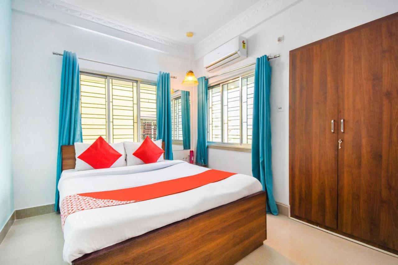Oyo Flagship Mishika Homes Kolkata Bagian luar foto